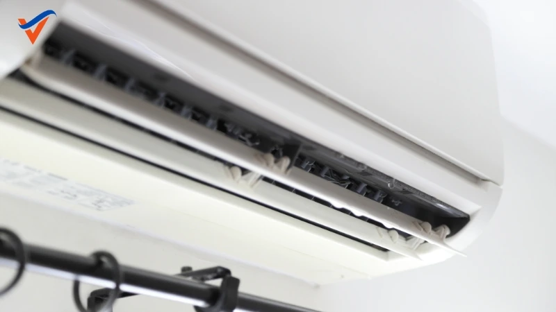 Máy lạnh bị chảy nước - dấu hiệu rõ ràng để bạn cần thợ sửa tại nhà